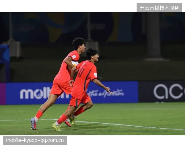 中国U17男足：从“青春梦想”到“挑战与成长”——那场比赛背后的故事